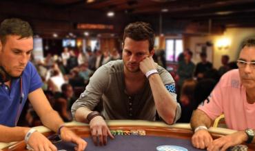 Pozițiile în poker: denumiri, locuri și caracteristici